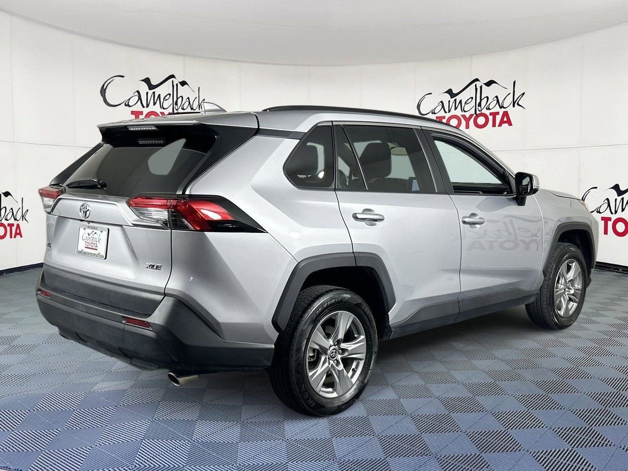 Used 2024 Toyota RAV4 XLE image 7