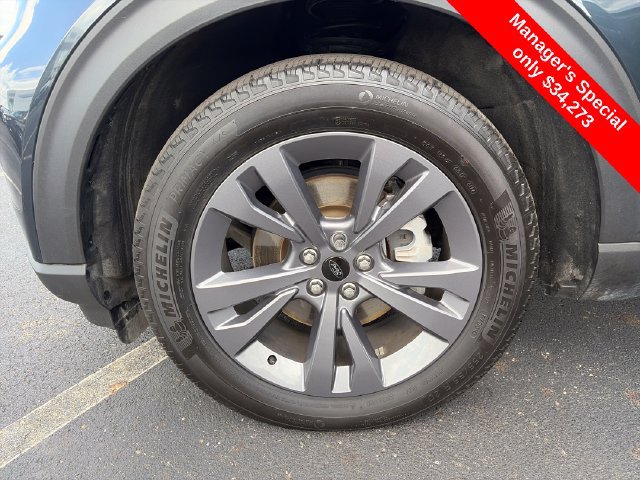 Certified 2024 Ford Explorer XLT w/ Equipment Group 202A AWD/4WD image 30