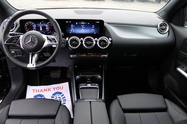 New 2025 Mercedes-Benz GLA 250 4MATIC image 33