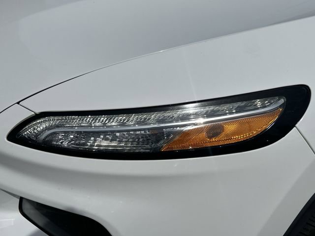 Used 2016 Jeep Cherokee Limited w/ Luxury Group image 9