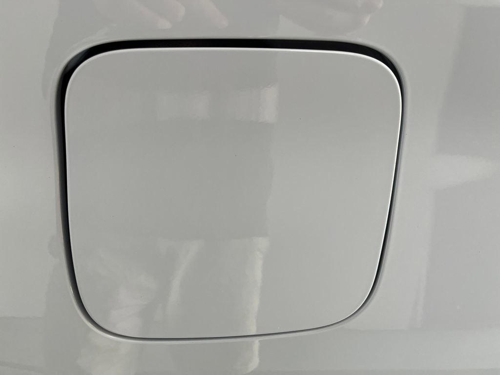 Used 2024 Nissan Versa SR w/ Trunk Package image 41