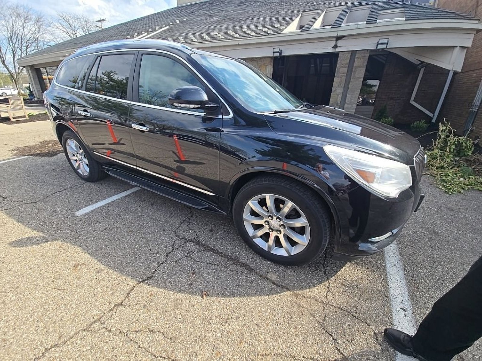 Used 2013 Buick Enclave Premium w/ Trailering Provision Package image 2