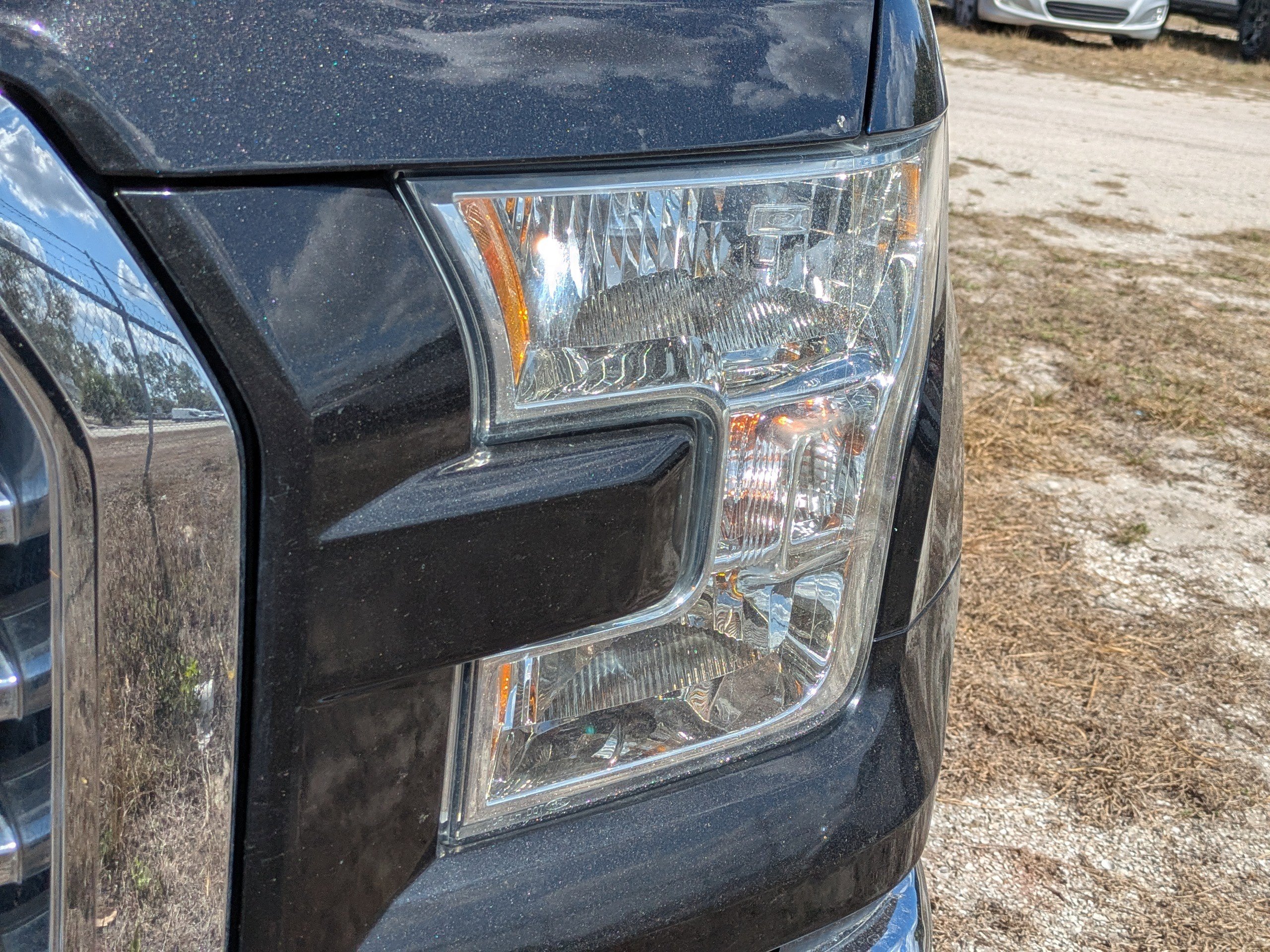 Used 2015 Ford F150 XLT w/ Equipment Group 302A Luxury image 10