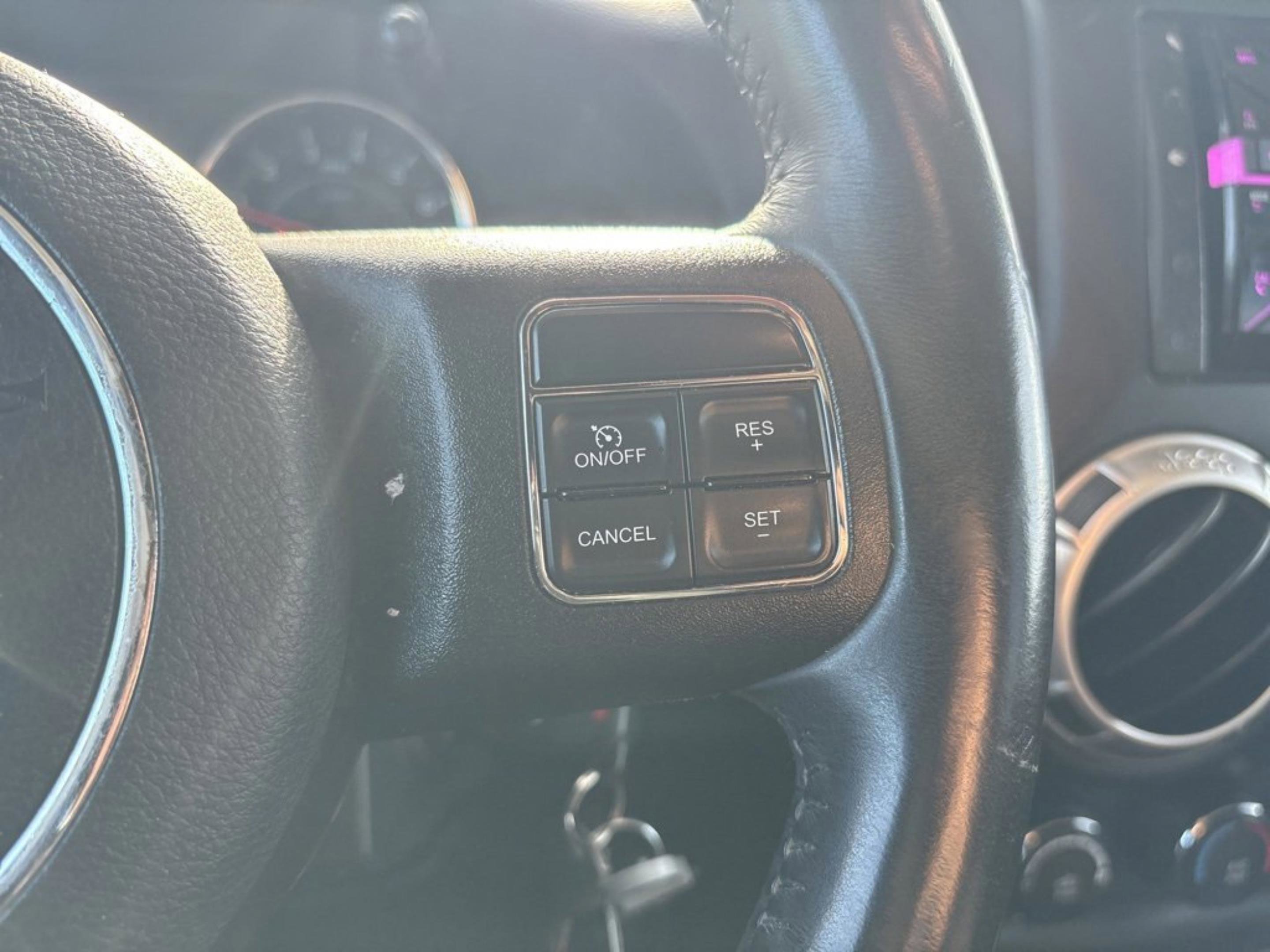 Used 2017 Jeep Wrangler Unlimited Sahara w/ Connectivity Group image 17