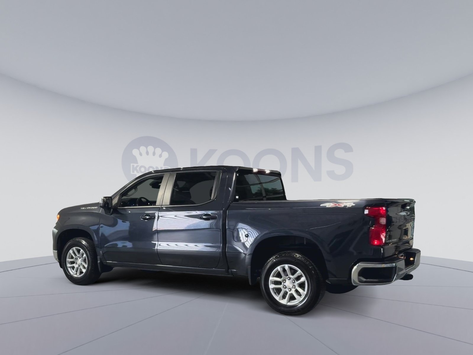 Used 2022 Chevrolet Silverado 1500 LT AWD/4WD image 8