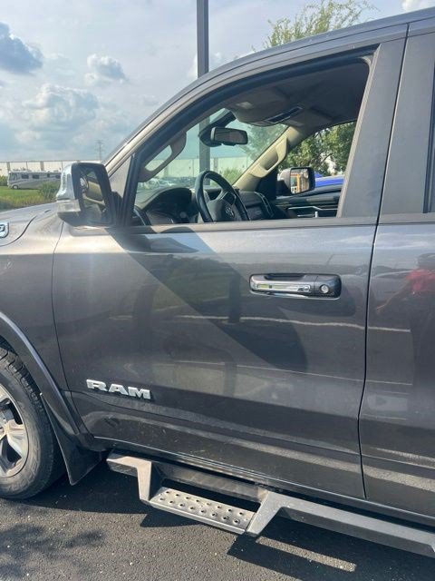 Used 2020 RAM 1500 Laramie AWD/4WD image 10