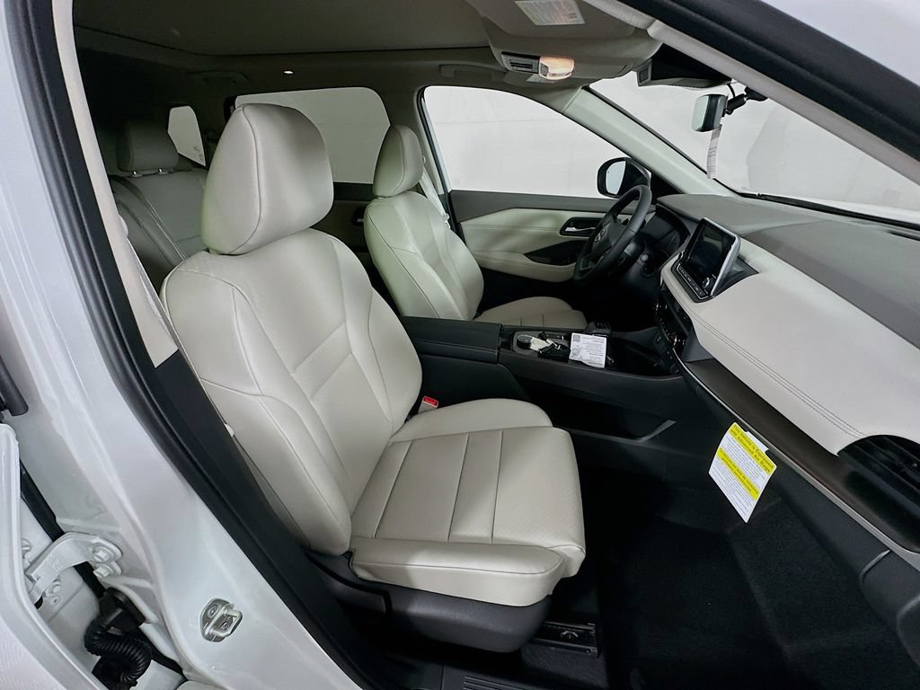 New 2026 Nissan Rogue Dark Armor AWD/4WD image 35
