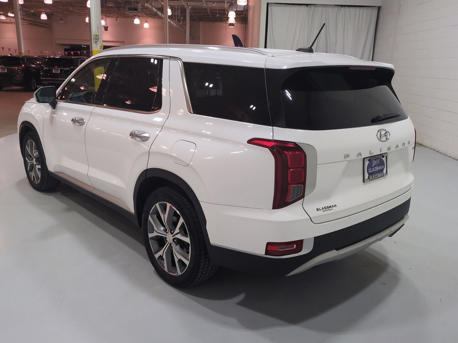 Used 2022 Hyundai Palisade SEL w/ Convenience Package AWD/4WD image 5