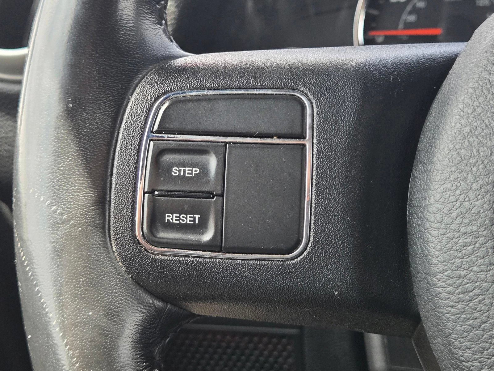Used 2018 Jeep Wrangler Unlimited Sahara AWD/4WD image 26