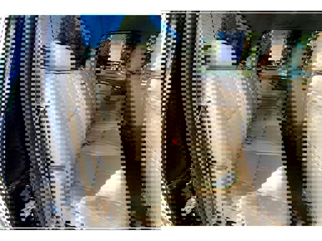 Used 2013 GMC Sierra 3500 SLT image 28