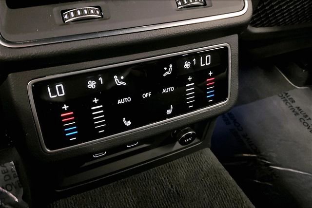 Used 2022 Audi A6 Premium Plus w/ Premium Plus Package AWD/4WD image 32