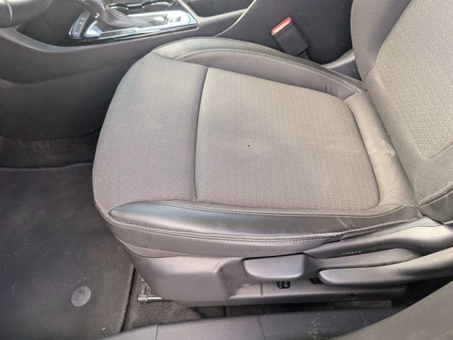 Used 2023 Buick Encore GX Preferred image 23