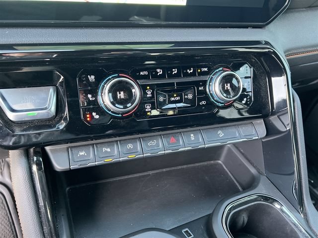 Certified 2025 GMC Sierra 1500 AT4 AWD/4WD image 16