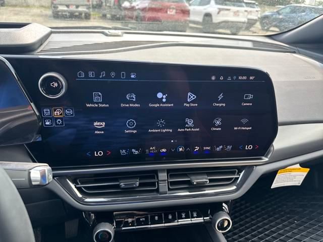 New 2025 Chevrolet Equinox EV RS w/ Active Safety Package 3 AWD/4WD image 29