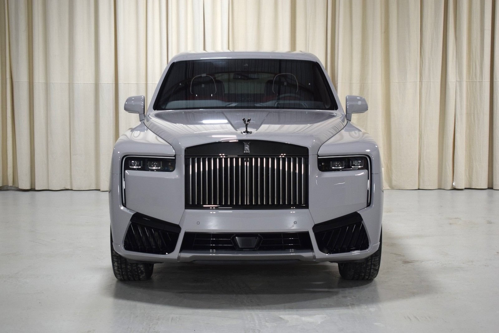 New 2026 Rolls-Royce Cullinan Black Badge AWD/4WD image 7