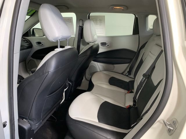 Used 2019 Jeep Compass Limited AWD/4WD image 25