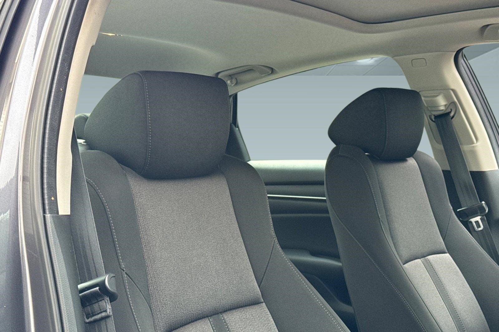 Certified 2018 Honda Accord EX image 23