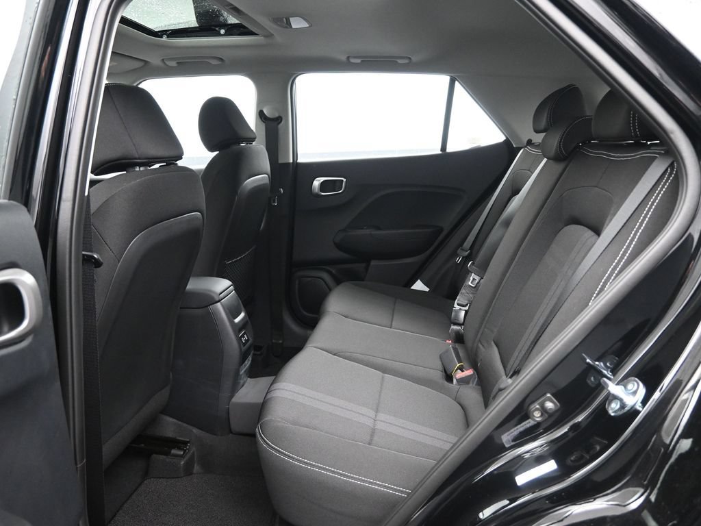 New 2026 Hyundai Venue SEL FWD image 29