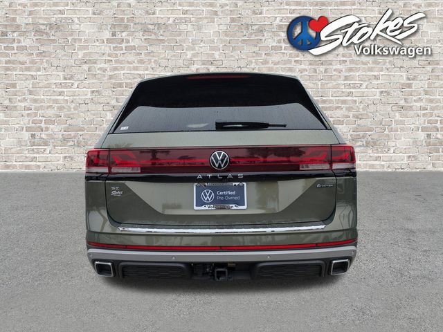 Certified 2025 Volkswagen Atlas Peak Edition SE AWD/4WD image 6