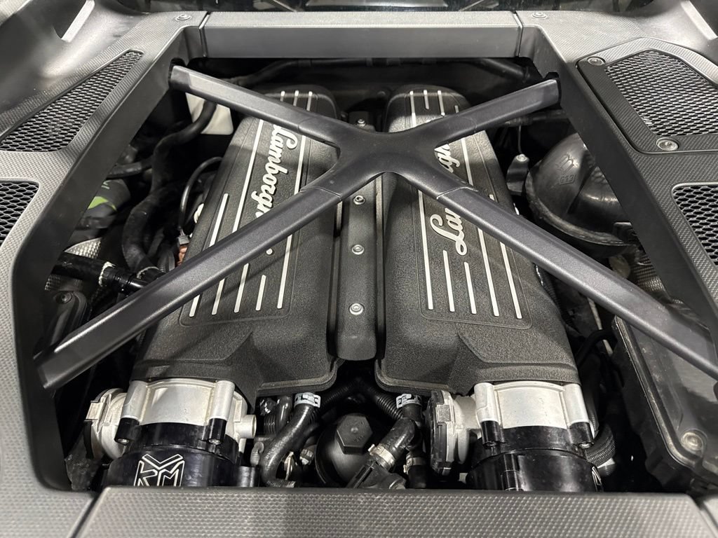 Used 2017 Lamborghini Huracan LP 580-2 RWD image 51