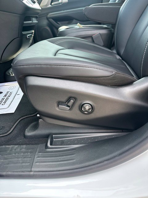 New 2027 Chrysler Pacifica LX FWD image 22