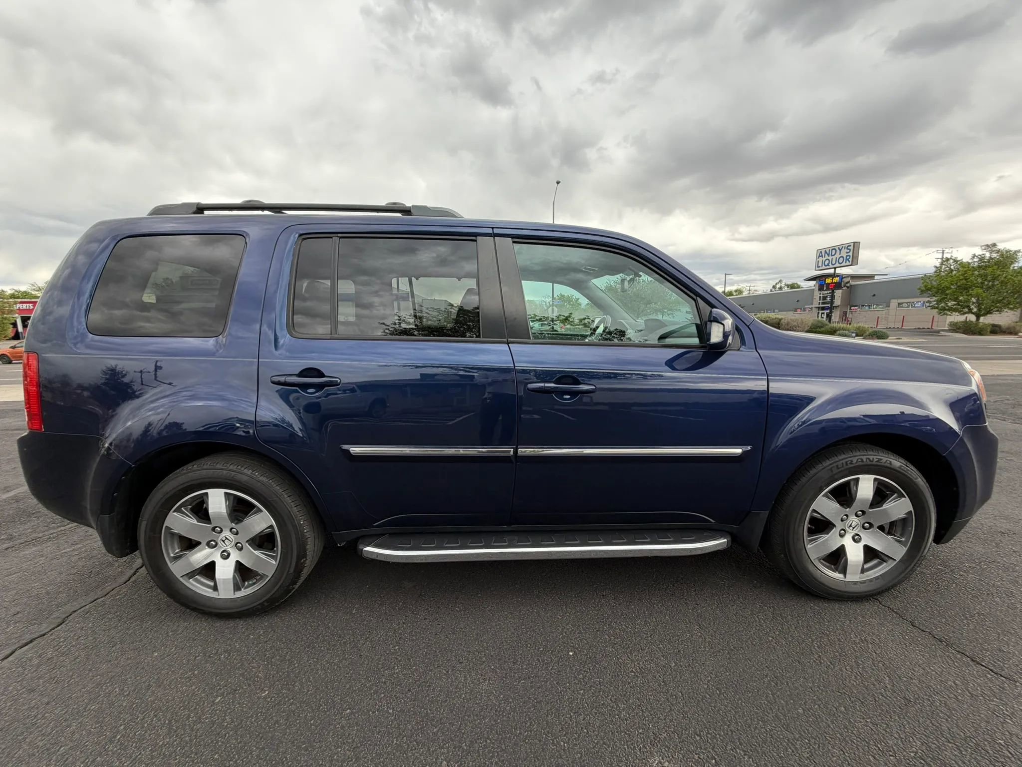 Used 2015 Honda Pilot Touring image 5