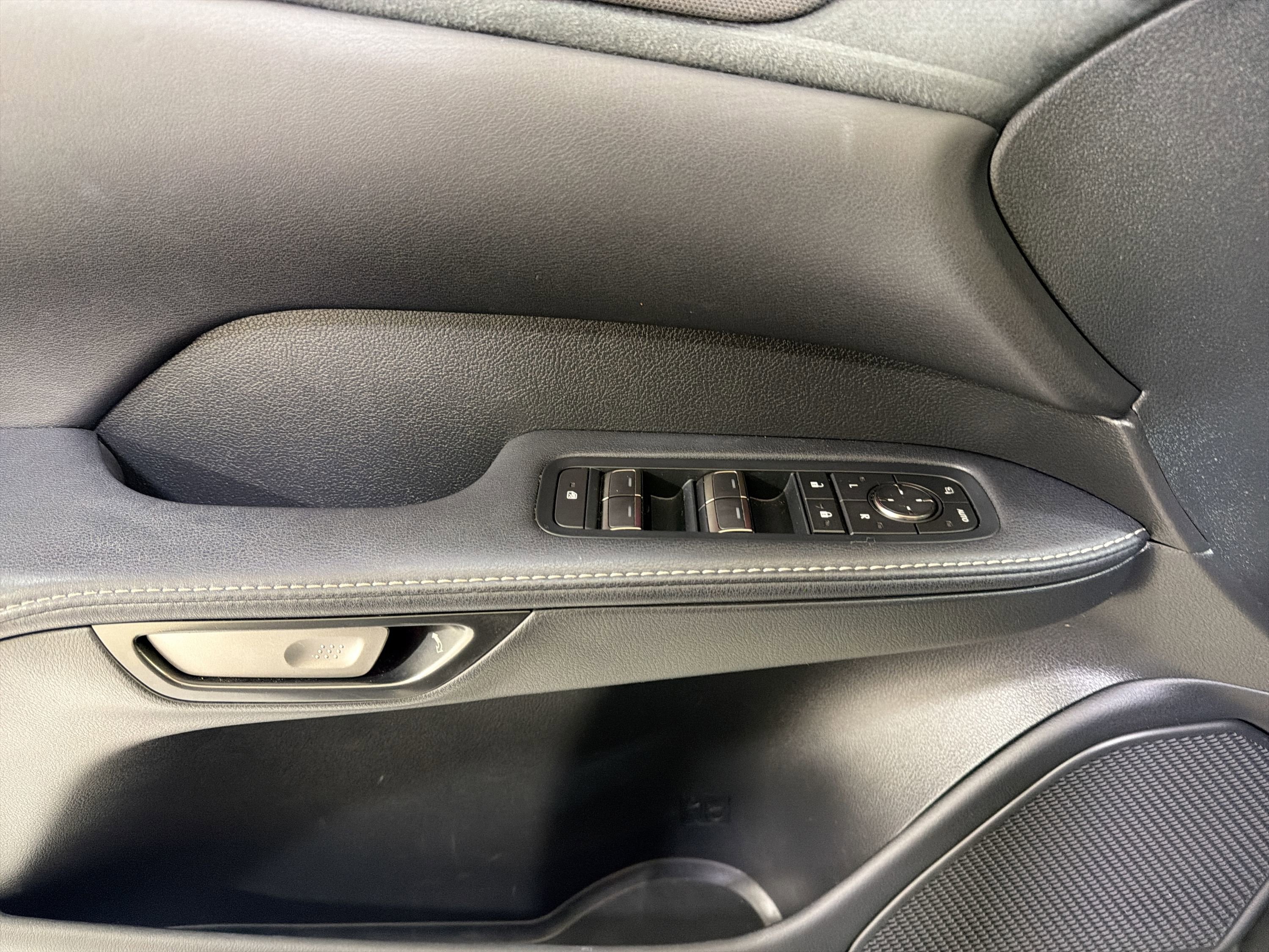 Used 2023 Lexus RX 350 FWD w/ Accessory Package image 12