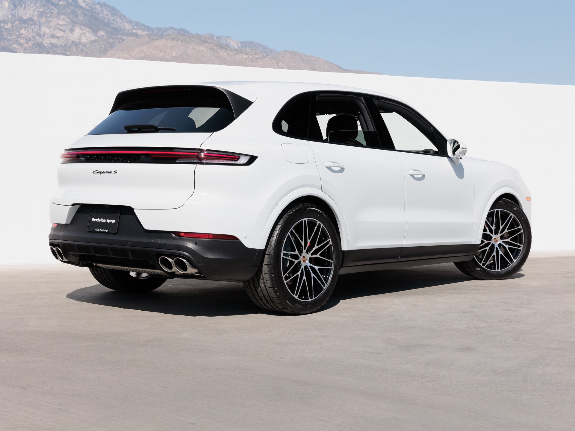 New 2025 Porsche Cayenne S AWD/4WD image 7