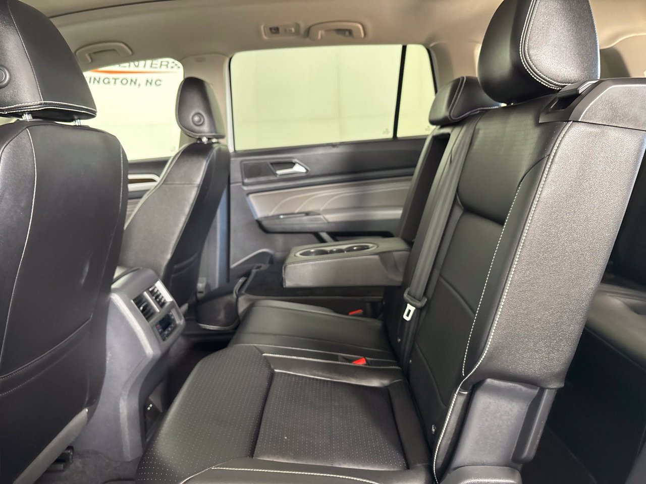 Used 2023 Volkswagen Atlas SE w/ Panoramic Sunroof Package AWD/4WD image 24