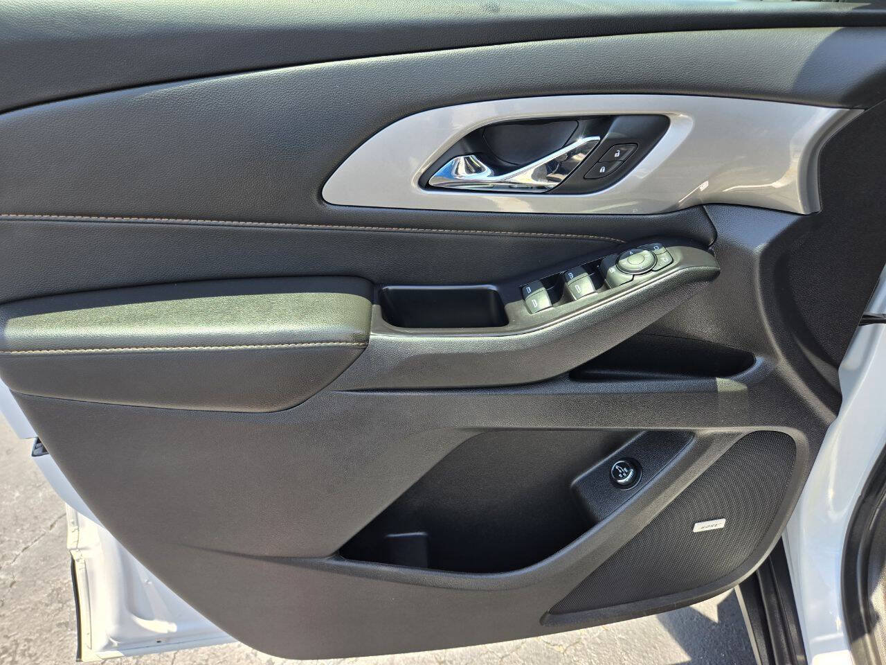 Used 2019 Chevrolet Traverse LT w/ LT Premium Package FWD image 20