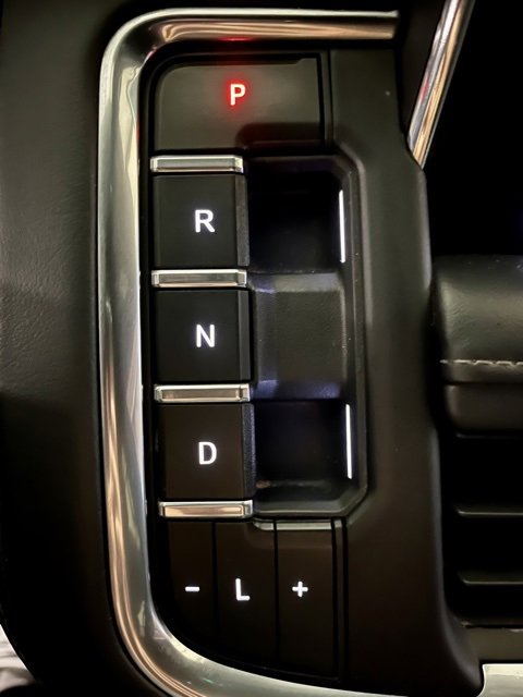 Used 2021 GMC Yukon XL SLE image 19