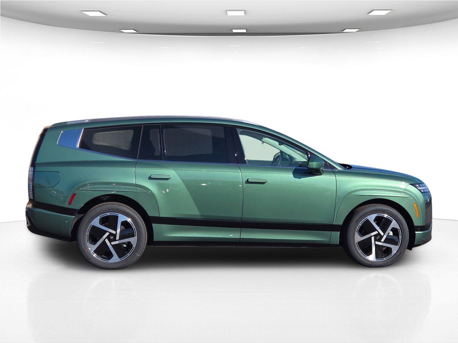 New 2026 Hyundai Ioniq 9 Calligraphy image 9