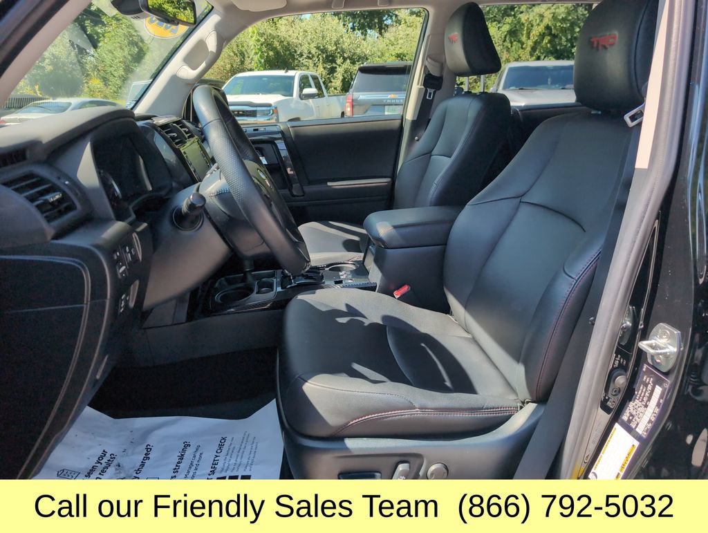 Used 2023 Toyota 4Runner TRD Off-Road Premium w/ Moonroof Package AWD/4WD image 11