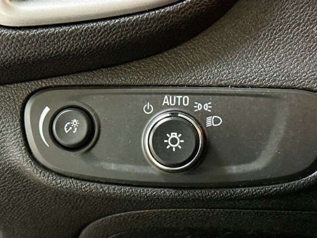 Used 2018 Chevrolet Trax LS image 11