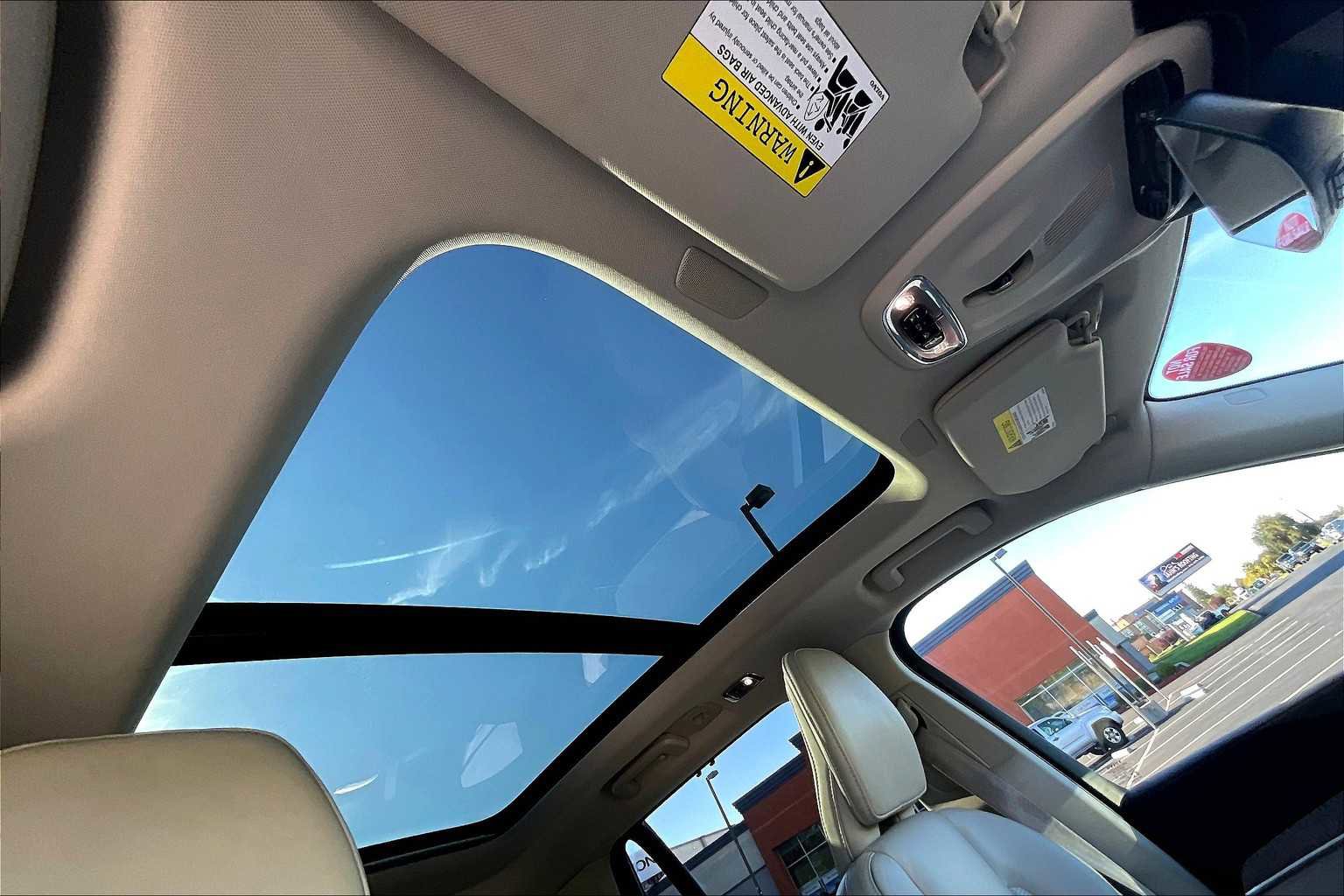 Used 2022 Volvo XC90 T6 Inscription w/ Advanced Package image 25