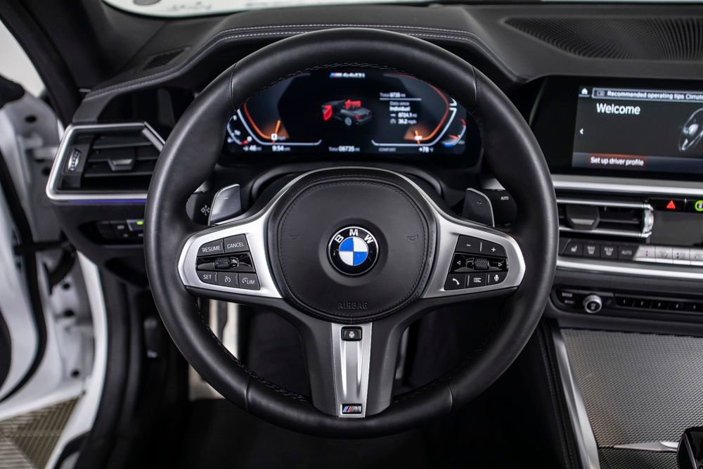 Used 2023 BMW M440i Convertible w/ Premium Package image 27