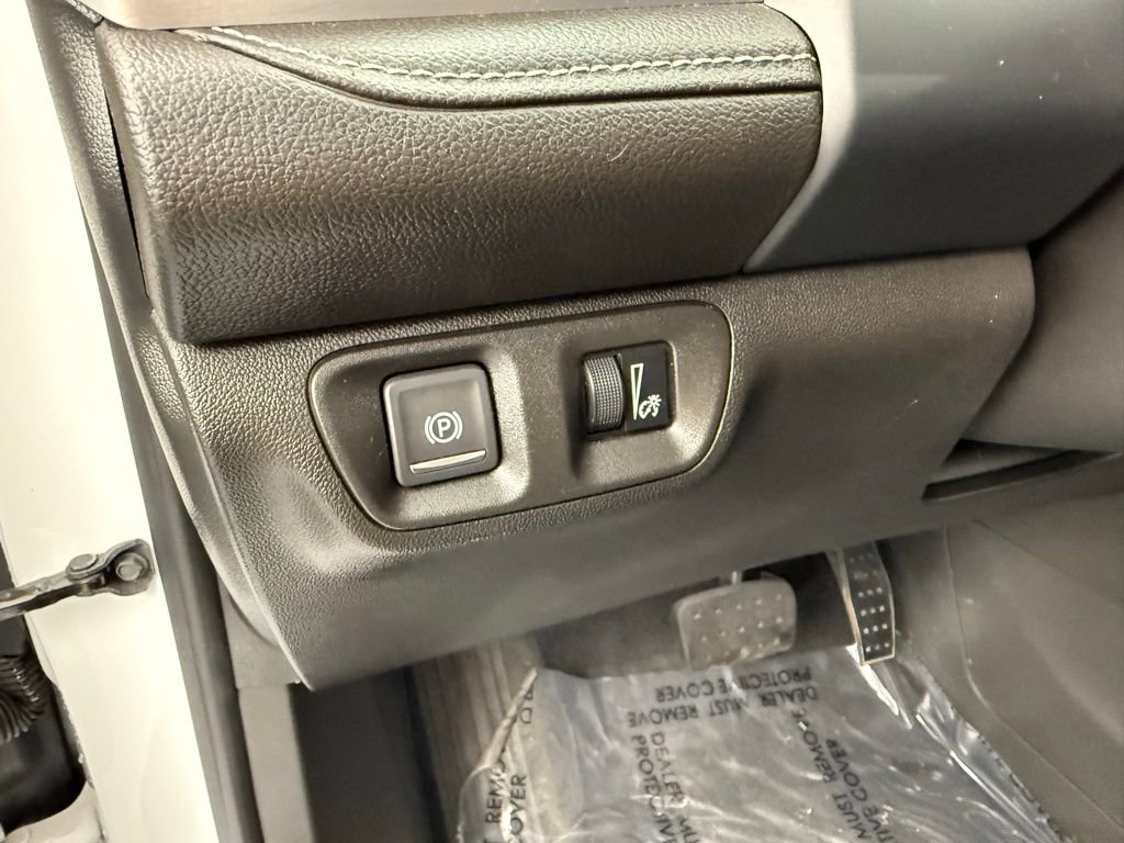 Used 2023 GMC Acadia SLT image 38