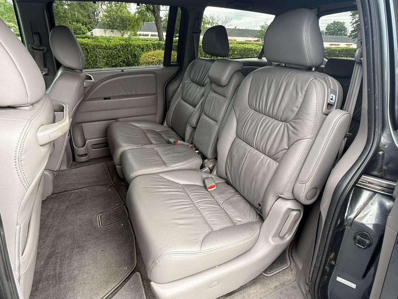 Used 2010 Honda Odyssey EX-L image 11