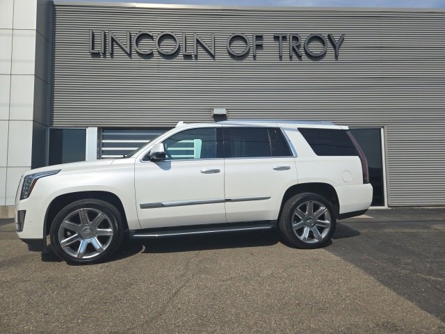 Used 2018 Cadillac Escalade Luxury