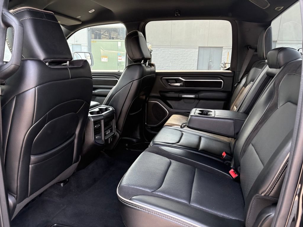 Used 2024 RAM 1500 Laramie AWD/4WD image 17