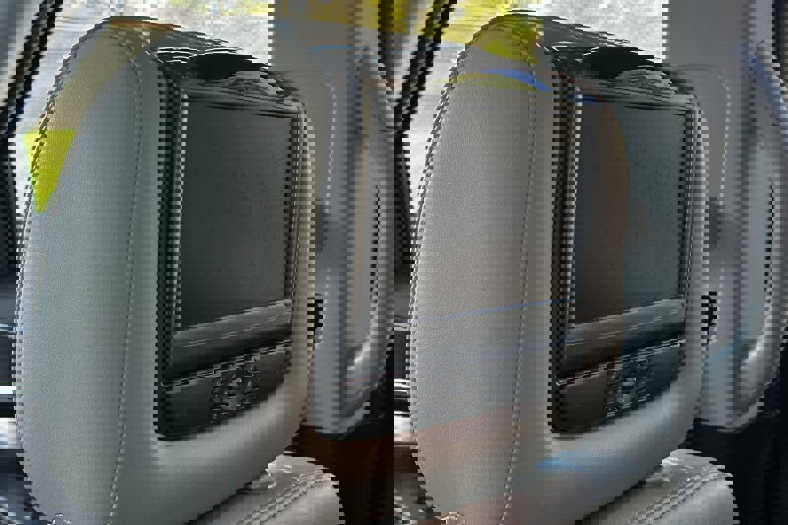 Used 2017 Ford Explorer Platinum image 16