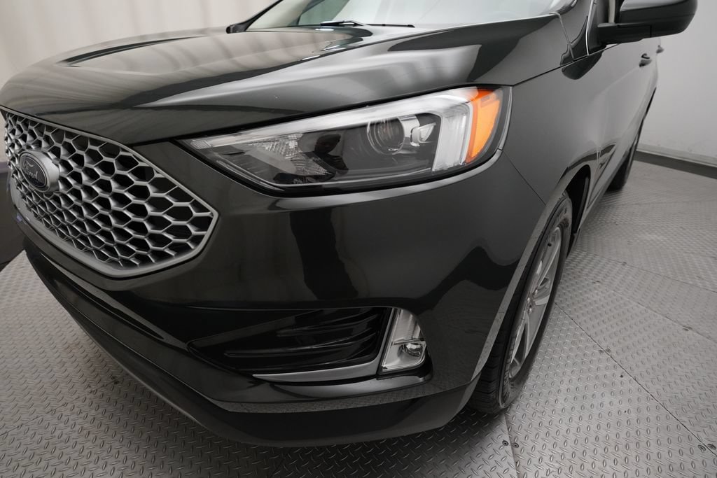 Used 2024 Ford Edge SEL w/ Convenience Package AWD/4WD image 25