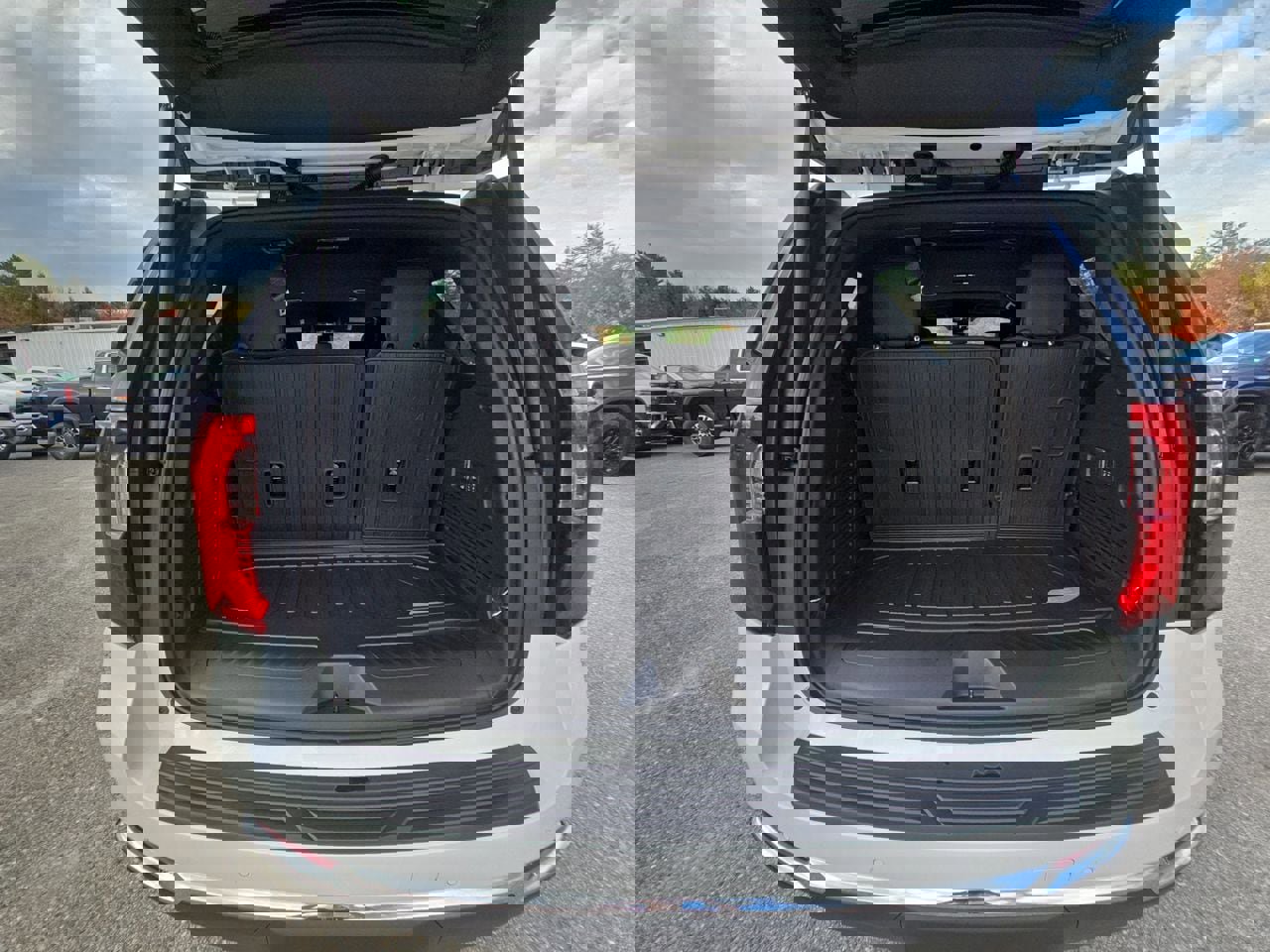 New 2026 GMC Yukon Elevation image 63