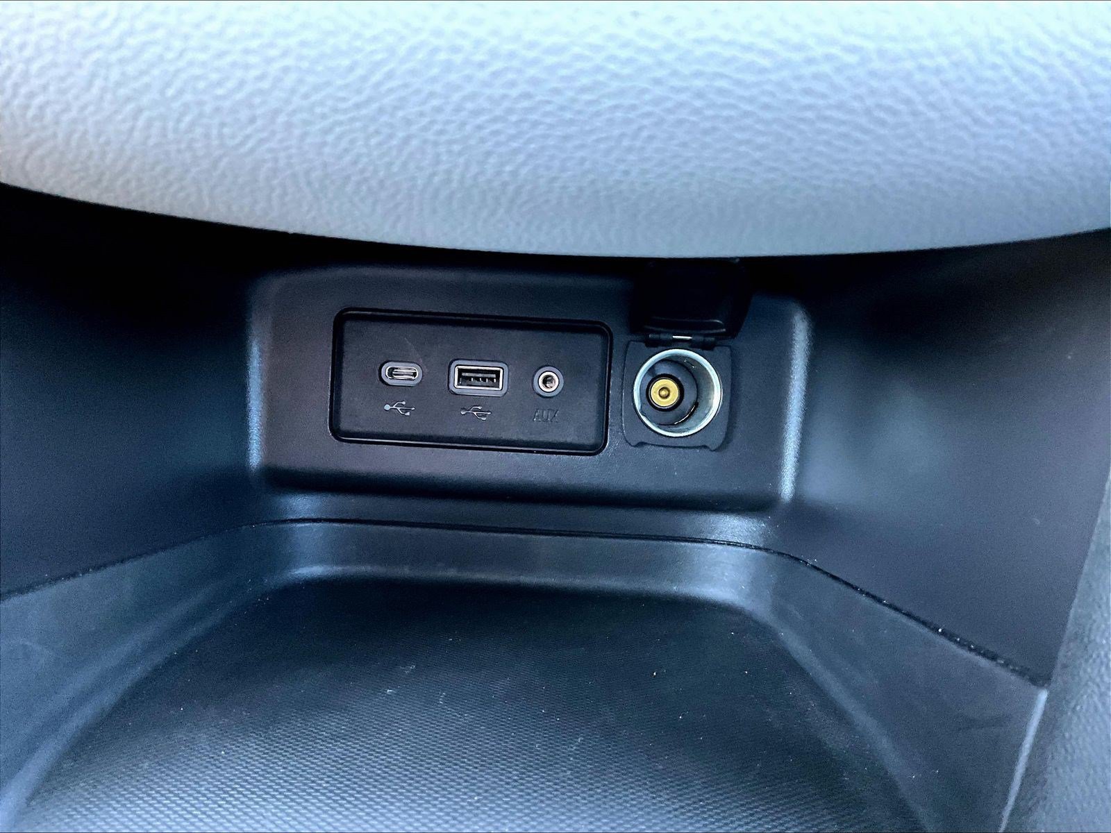 Used 2024 Chevrolet Equinox LS FWD image 16
