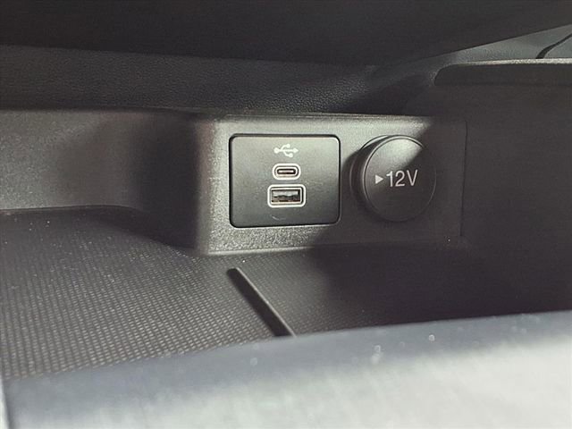 Used 2024 Ford Escape ST-Line image 9