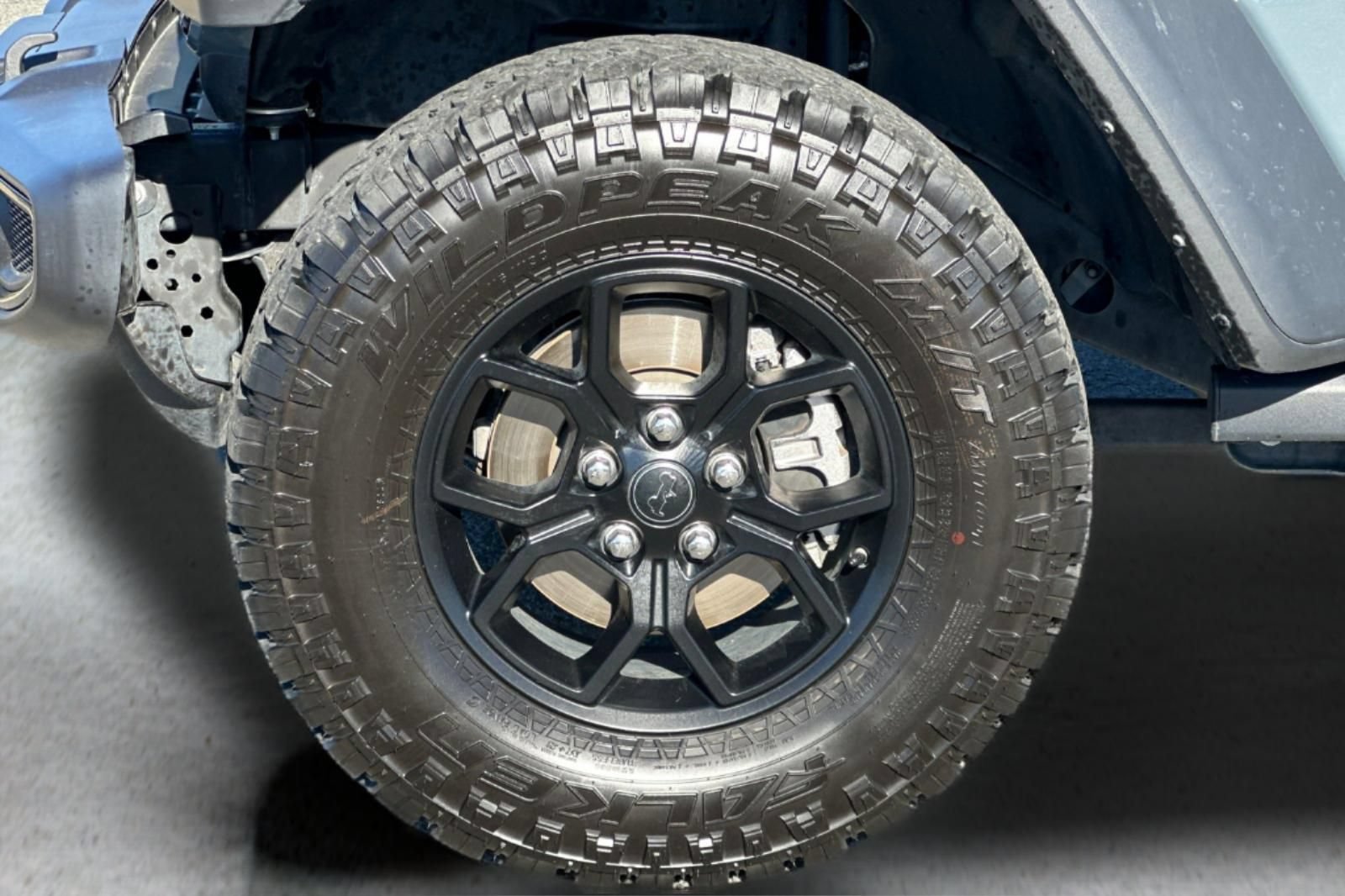 Used 2024 Jeep Wrangler Sport AWD/4WD image 23