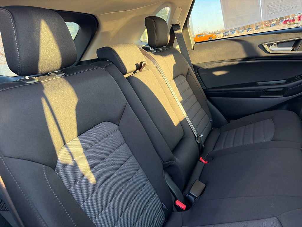 Used 2023 Ford Edge SE AWD/4WD image 31