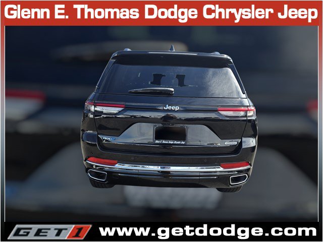 Certified 2023 Jeep Grand Cherokee Overland AWD/4WD image 8