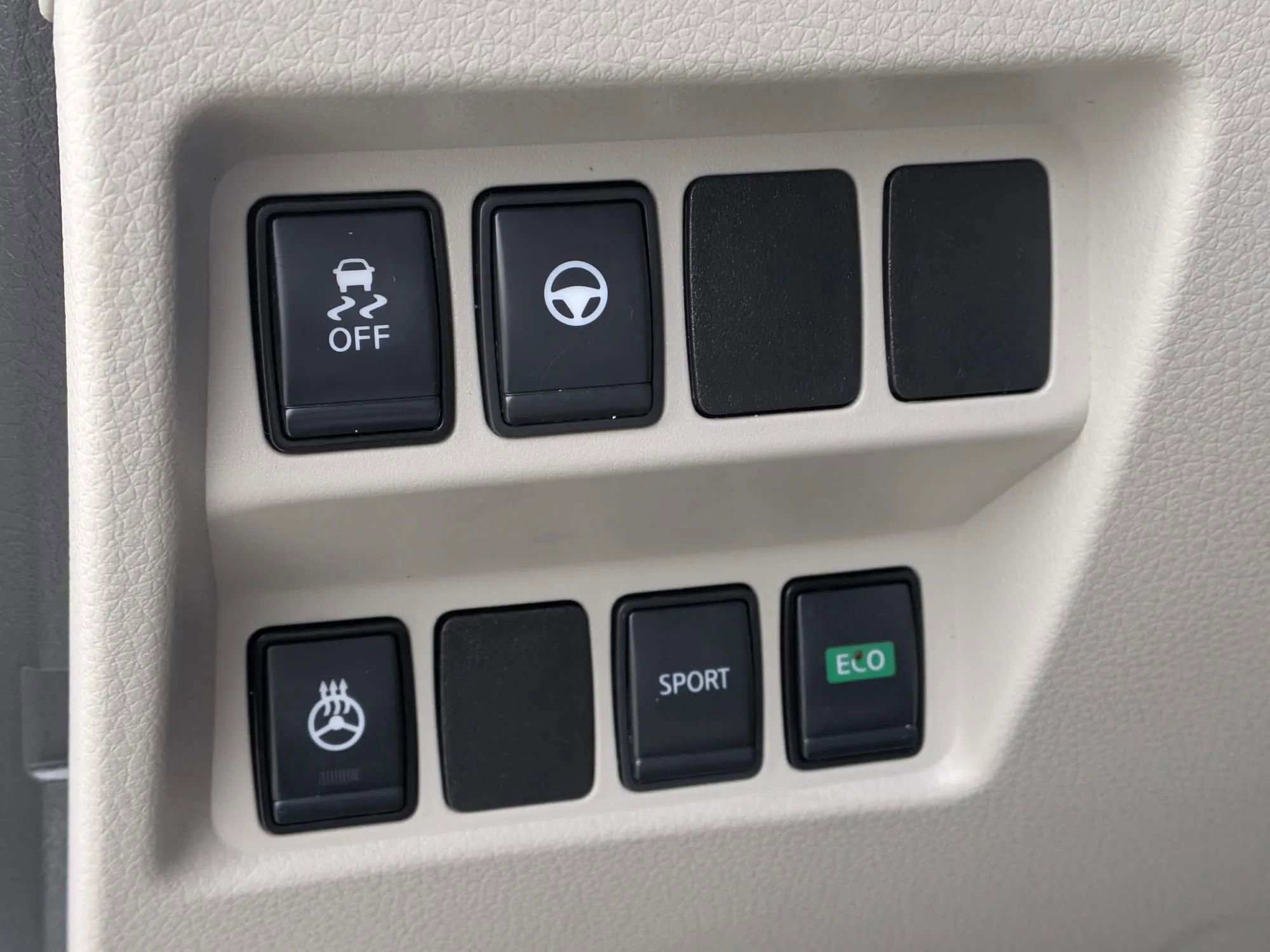 Used 2020 Nissan Rogue Sport SL FWD image 19