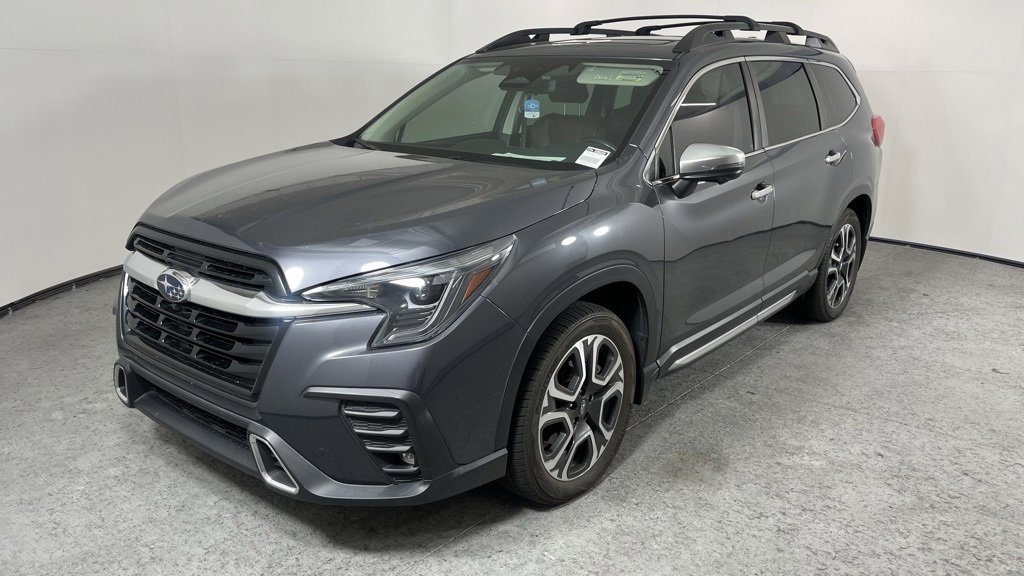 Used 2023 Subaru Ascent Touring image 7